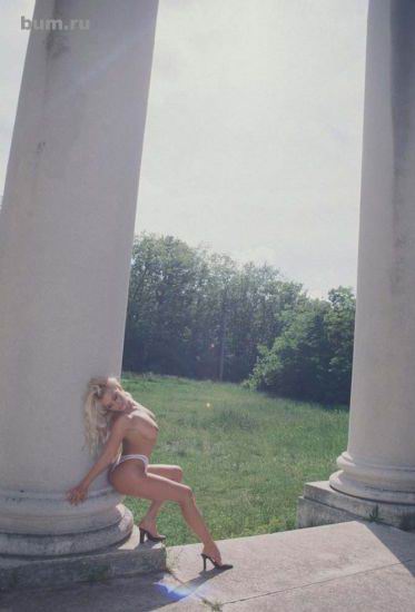 Zdenka Podkapova